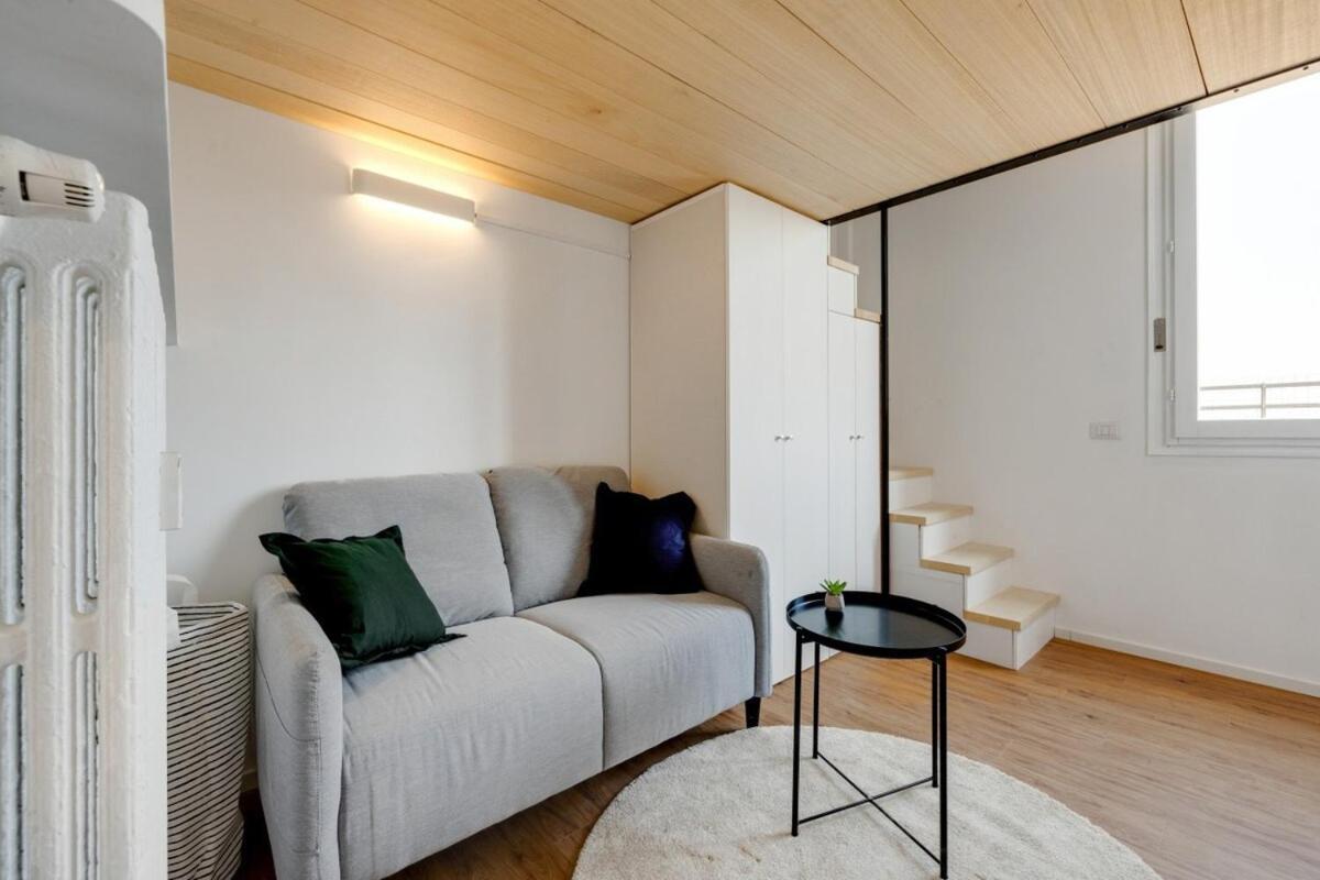 Homeby, Cozy Penthouse Apartment Милано Екстериор снимка