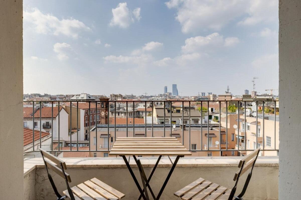 Homeby, Cozy Penthouse Apartment Милано Екстериор снимка